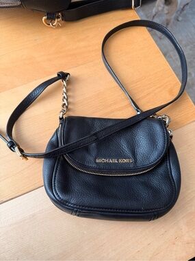 Mini MICHAEL KORS Black Pebbled Leather Crossbody with Gold Hardware